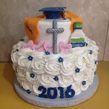 Personalized Graduation Cake With Things To Represent Special Things To The Graduate Graduation Cakes Cake Perfect Cake