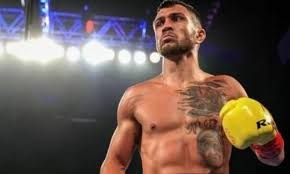 Vasyl lomachenko / василий ломаченко olexandr usyk / александр усик boxing | бокс Lomachenko Sensacionno Proigral Lopesu V Boyu Za Zvanie Absolyutnogo Chempiona Mira Boks Mma Sports Kz