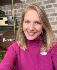 Bridget Bennett's Instagram, Twitter & Facebook