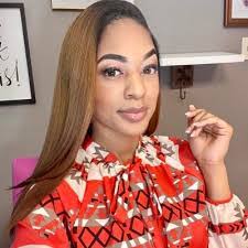 Monique Avery's Instagram, Twitter & Facebook