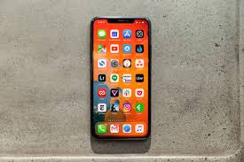 As well as true tone, there's an option called night shift that cuts out blue light helping your eyes to relax. Apple Iphone 11 Pro And Pro Max Review Great Battery Life Screen And Camera The Verge