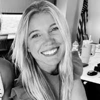 Aly Oliver's Instagram, Twitter & Facebook