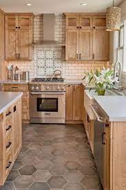 Gorgeous Farmhouse Kitchen Ideas To Get Traditional Accent 18 Traditionalkitchen Kitchenmo Kitchen Remodel Small Kitchen Cabinet Interior Diy Kitchen Remodel