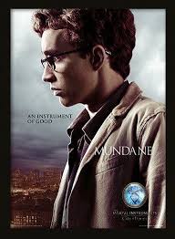 City of bones is meshed together with all the conviction of preparing homemade goulash but without a comprehensive taste for audience reviews for the mortal instruments: Chroniken Der Unterwelt City Of Bones Simon Gerahmte Poster Bilder Kaufen Bei Europosters