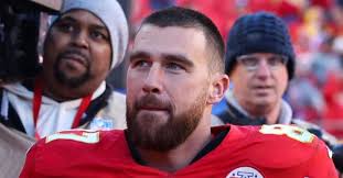 Fans Say Travis Kelce Deserves an Oscar for His New Subway Commercial