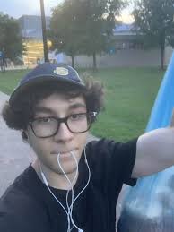 Let's welcome our new members! Daniel Roble Martine, Ellen O'neal, Karthik  Rao, Carla Rodriguez, Candie Ann, Ben Etskovitz, Augustus Derosa, Emma  Benjamin, Malcolm Cook, Joshua Hupka, Moorephet Lucas Carribbean, Fermin  Williams, Misty