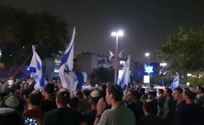 .הרב יוני לביא הרב יונתן מאלי הרב יוסף קלנר הרב ישעיה דורון הרב ישעיהו דורון הרב חיים שטיינר הרב יששכר דוידוביץ הרב אביחי רונצקי הרב חננאל אתרוג הרב אלחנן בן נון הרב שי אלדד הרב אלי לנדא הרב אלי סדן הרב אליהו. 35osz1i5xmf Rm