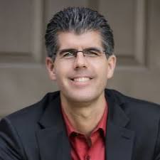 Derek Endres's Instagram, Twitter & Facebook