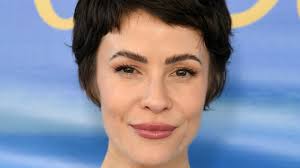 Linsey Godfrey - News - Imdb
