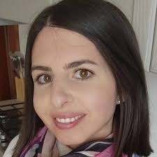 Maria, cerca faccende domestiche