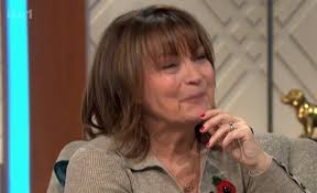 Lorraine Kelly's two-word message to Trisha Goddard over cancer battle