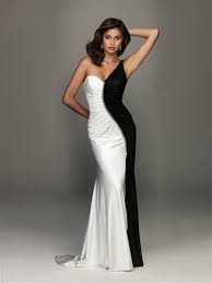 Black And White Evening Gown Designer Dresses And Gowns For Prom Peaches Boutique Black And White Evening Dresses White Evening Dress Black And White Gown