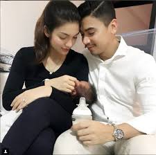 Download lagu mp3 amyra rosli amar baharin gratis. Selamat Ulang Tahun Pertama Perkahwinan Amar Baharin Dan Amyra Rosli Prebiu Com