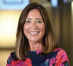 Carmen Bender's Instagram, Twitter & Facebook