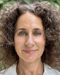 Nanette Acosta's Instagram, Twitter & Facebook