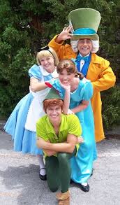 Pin By Rick Elwood On Disney Halloween Disneyland Paris Disney Live Disney Alice