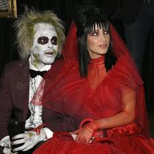 Diy tim burton halloween beetlejuice and lydia couple s costume idea photo 4 4. 13 Creative Halloween Costume Idea S For Couples