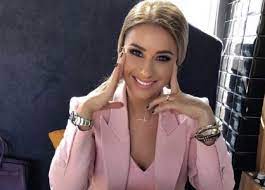 Anamaria prodan, schimbare majoră de look. Anamaria Prodan Este Foc È™i ParÄƒ Ce A Descoperit La Amanta Lui Reghe