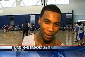Plus complet que lebron james, plus tranchant que stephen curry, plus rapide que kyrie irving et presque aussi culte que michael jordan ! Lil B Tries Out For D League Basketball Is Definitely Coming For Kevin Durant