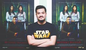 Versi 1 lebih menonjolkan psychological thriller yang mengakibatkan bagian horror. Malaysians Are Mind Blown After Finding Out That There Are 2 Endings For Misteri Dilaila