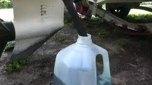 Squeeze the primer bulb to move fuel from the boat fuel tank to the fuel receptacle. Port Canaveral Florida How To Remove Water From Your Boats Fuel Tank Cheap Youtube