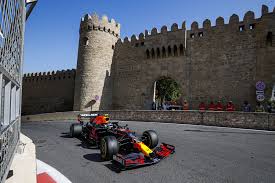 José fernando arayahace 1 hora. Sergio Perez Gana En Baku Con Golpe De Teatro De Verstappen Y Hamilton