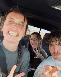 Carissa Roberson's Instagram, Twitter & Facebook