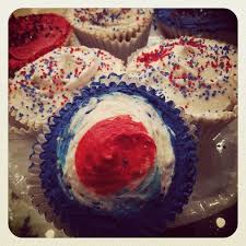 Cupcakes Electoraux Cupcakes Vanille Glacage Tricolore Cupcakes Alimentation Dessert