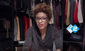 İlk görünüşte bazı ziyaretçiler, zwarte piet'i tartışmaya başladığında odadan. Documentary About Politica Sylvana Simons Titled 39 Demon Or Diva 39