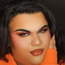 Max Daniels's Instagram, Twitter & Facebook