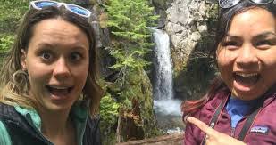 Rebecca Cottrill's Instagram, Twitter & Facebook