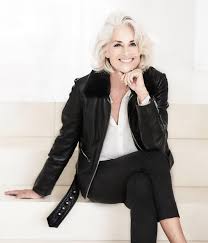 14,161 likes · 4 talking about this. Comment S Habiller A 50 Ans Comment S Habiller Lorsque L On A 50 Ans