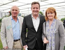 Piers is a journalist known for the likes of good morning britain and piers morgan's life stories. Piers Morgan Reveals His Mum Suffered A Bad Reaction To The Coronavirus Vaccine Daily Mail Online