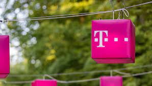 Telekom a avut cresterile de preturi de la inceputul anului 2019 trecute cu vederea pentru ca si alti operatori au facut fix acelasi lucru, insa acum situatia. Inca O Magarie De La Telekom Taxarea Mesageriei Vocale In Roaming Arena It