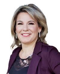 Karine Cousineau's Instagram, Twitter & Facebook