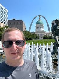 The Iconic Gateway Arch: A St. Louis Landmark Experience