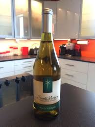 Delicately Fragrant And Mildly Floral With Light Lemon Citrus Aromas This Variant Clone Of The Pinot Noir Grape Wine Bottle Full Bodied Wine Pinot Noir Grapes