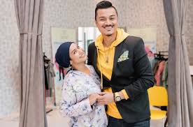 Isteri Fazley Yaakob Lepas Hajat Dalam Semak Iluminasi