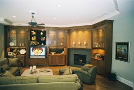 • how to layout your living room furniture (when you can't place your tv over the fireplace). How To Arrange Your Room For Tv And People Too