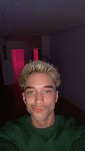 beluu 🖤🔙 || BLONDE DANIEL 🇦🇷 inactiva (@plansxchills)