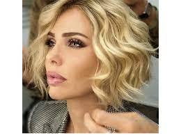 I tagli per i mossi naturali; Ilary Blasi Trasformista Al Gf Vip Capelli Corti E Parrucche Per Stupire A Ogni Puntata Corriere It