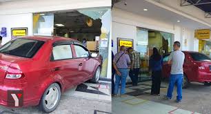 Check spelling or type a new query. Anak Kecil Ditinggal Dalam Kereta Tertekan Pedal Minyak Ini Kenyataan Bapa Yoy Network