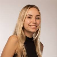 Katherine Wait's Instagram, Twitter & Facebook