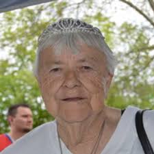 Esther Andrews Obituary