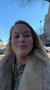 Camille Pierce (@camillepiercee)