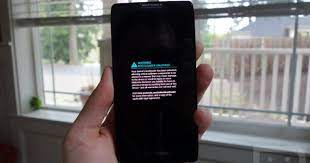 Seulement voilà, il n'y a pas de solutions pour 90% des cas : Thanks To New Root Method Bootloaders On Razr Hd And Razr M Can Be Unlocked Again