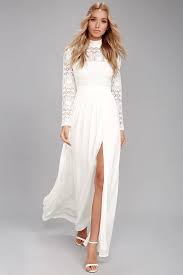 A white jumpsuit is a stylish alternative to a city hall wedding. 30 Simple And Special Courthouse Wedding Dresses Junebug Weddings
