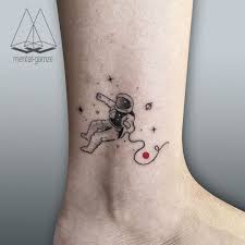 Maybe you would like to learn more about one of these? Turkish Artist Creates Amazing Minimalist Tattoos Astronaut Tattoo Minimalist Tattoo Tattoos