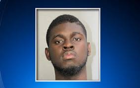 Assistente da Plantation Middle School é preso por assediar alunos