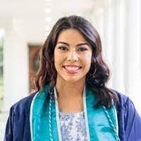 Gayle Dow's Instagram, Twitter & Facebook